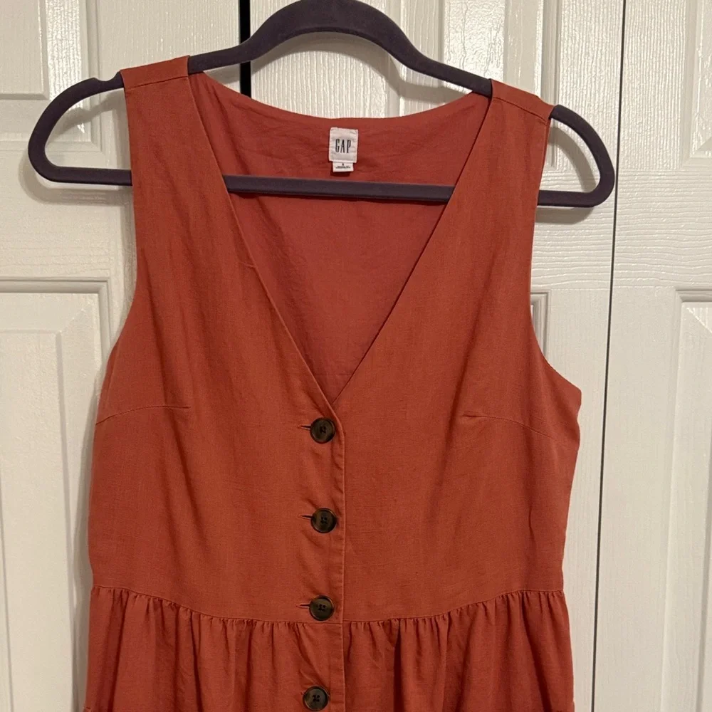 GAP Button-Front Midi Dress with Pockets - Picture 3 of 7